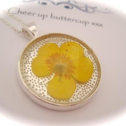 Memories Of Buttercups In The Garden - A Real..