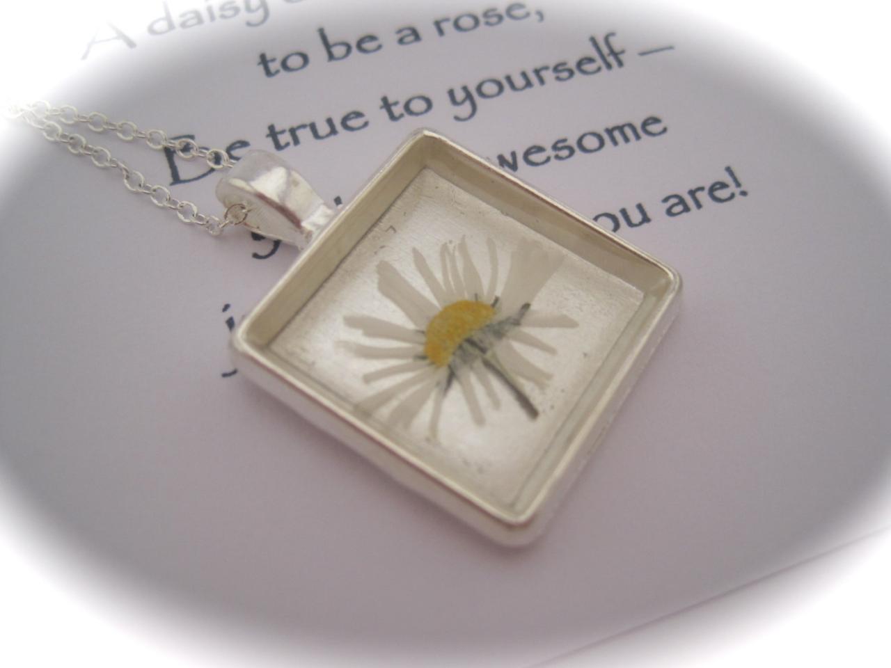 Memories Of Daisies In The Garden - A Real Daisy Memory Necklace